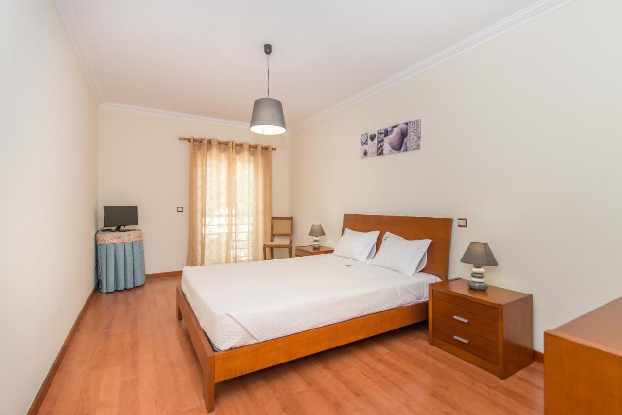 Casa Mergoux - 15 Mins Walk City Center - Quiet - Spacious Tavira Exteriör bild